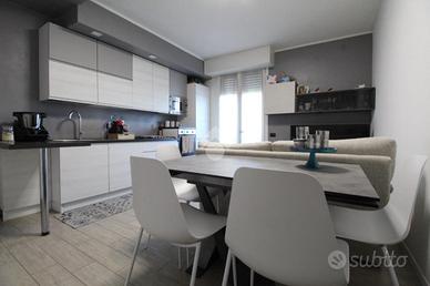 3 LOCALI A CASALGRANDE
