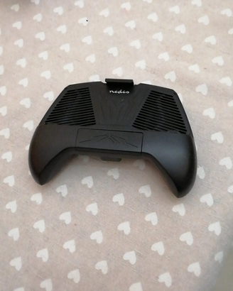 Gamepad porta cellulare