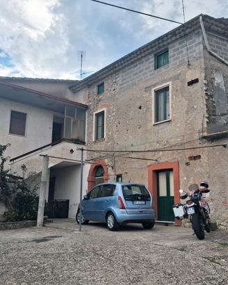 casolare in campagna + appartamento