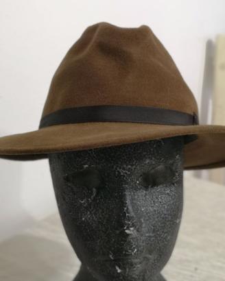 CAPPELLO UOMO MARCA BARBISIO