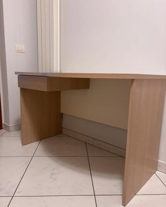 Scrivania per cameretta/studio