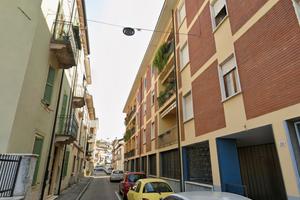 Borgo venezia-trilocale-arredato