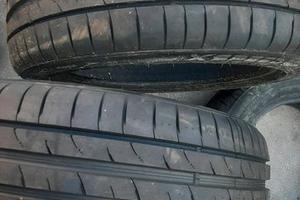 255 45 18 pirelli nuove