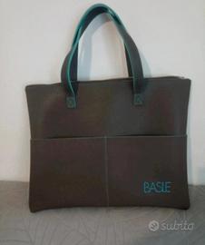 Borsa Basile . mai indossata 