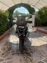 Gs 1200 triple black