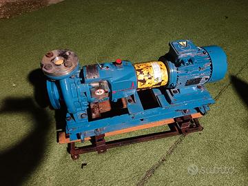 Pompa  per sansa a due fasi