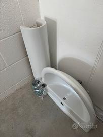 Lavandino con colonna Rak Ceramiche