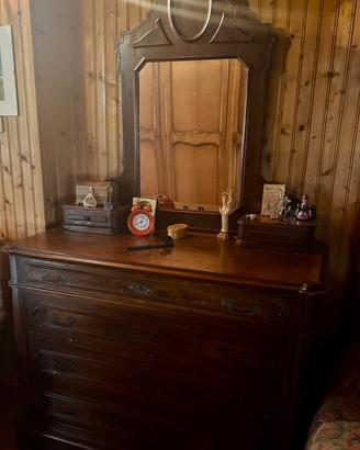 Mobile con specchiera