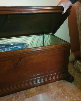 Cassapanca antica noce