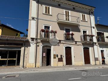 MONOLOCALE A ROCCA DI MEZZO