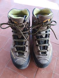 Scarponi da trekking La Sportiva