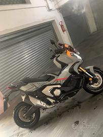 Honda Xadv 750 RESTAILYNG