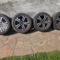 Cerchio e gomma 215/60 R17 Invernale 