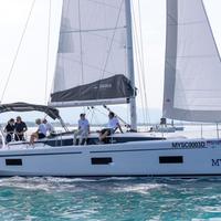 Bavaria c42