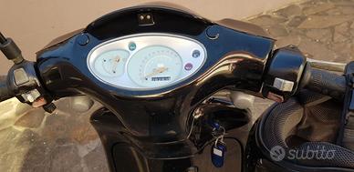 SCARABEO  50  2 T  prezzo trattabile