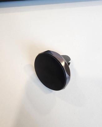 Supporto telefono magnetico per auto