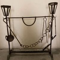 Alare cjavedal in ferro battuto antico