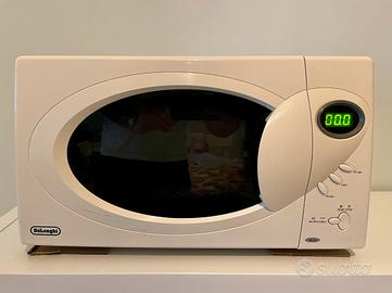 Microonde DeLonghi MWJ63