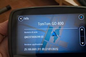 Navigatire Auto Tomtom Go 400