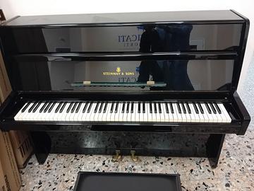 Steinway&sons  verticale  moderno