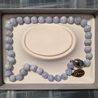 Collana in calcedonio