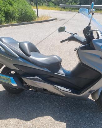 Suzuki Burgman 400 ABS