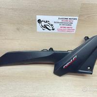 Fianco sx cb125f N2