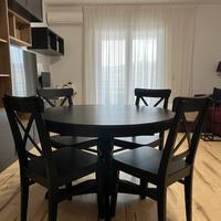 Tavolo rotondo e 4 sedie IKEA