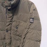 Giubbotto verde militare.