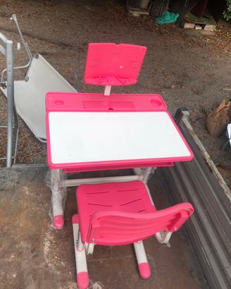 Set Scrivania per Bambini con Sedia Regolabile