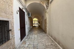 3 LOCALI A BITONTO