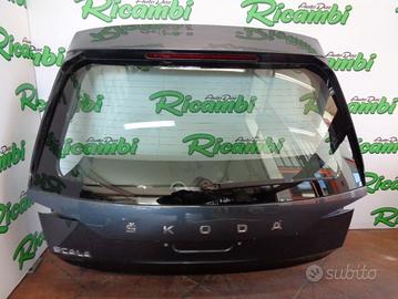 PORTELLONE CON TELECAMERA PER SKODA SCALA 2021