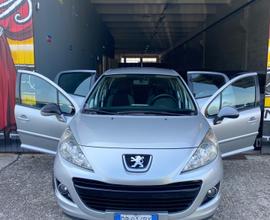 Peugeot 207 1.4 HDi 70CV 5p. XT Neopatentati