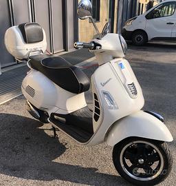 GTS 300 Super ABS (201