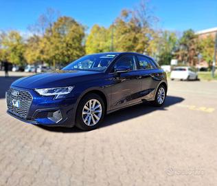 AUDI A3 SPB 35 TDI S tronic Business