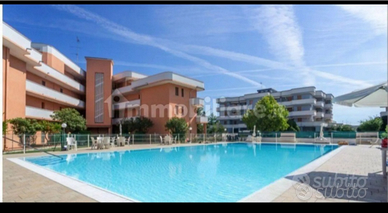 Trilocale con piscina in residence tutto incluso