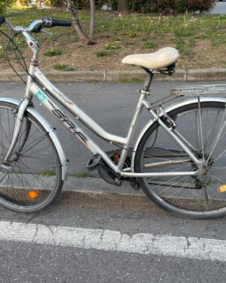 Bici 28donna revisionata con cambio milano lambrat