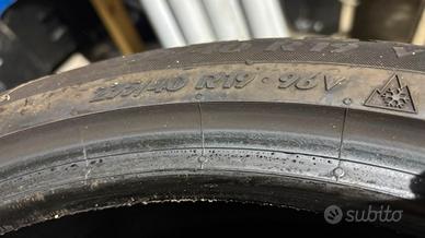 Gomme Matador MP 93 Nordicca 235/40 R19 96 V FR