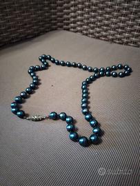 Collana di perle nere