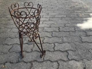 Porta vasi ferro battuto vintage