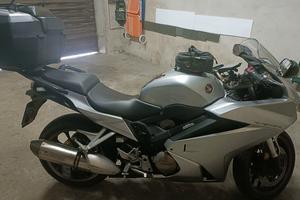 Honda VFR 800 