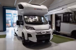 ADRIA CORAL XL 660 SL - 60Y