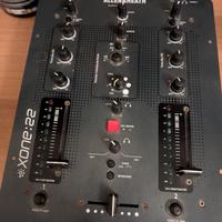 Mixer  2 canali Xone 22