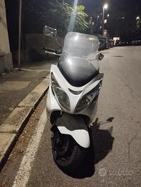 Suzuki Burgman 400 - 2016