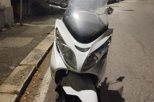 Suzuki Burgman 400 - 2016