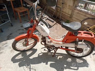 Ciclomotore Benelli 50 tre marce anni 80