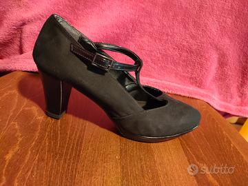 Scarpe scamosciate da donna nere tg. 37