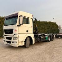 MAN MAN TGX 26.440 SCARRABILE CON GRU