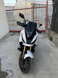 Xadv 750 2025.