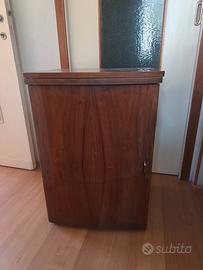 macchina da cucire elettrica con mobile radica